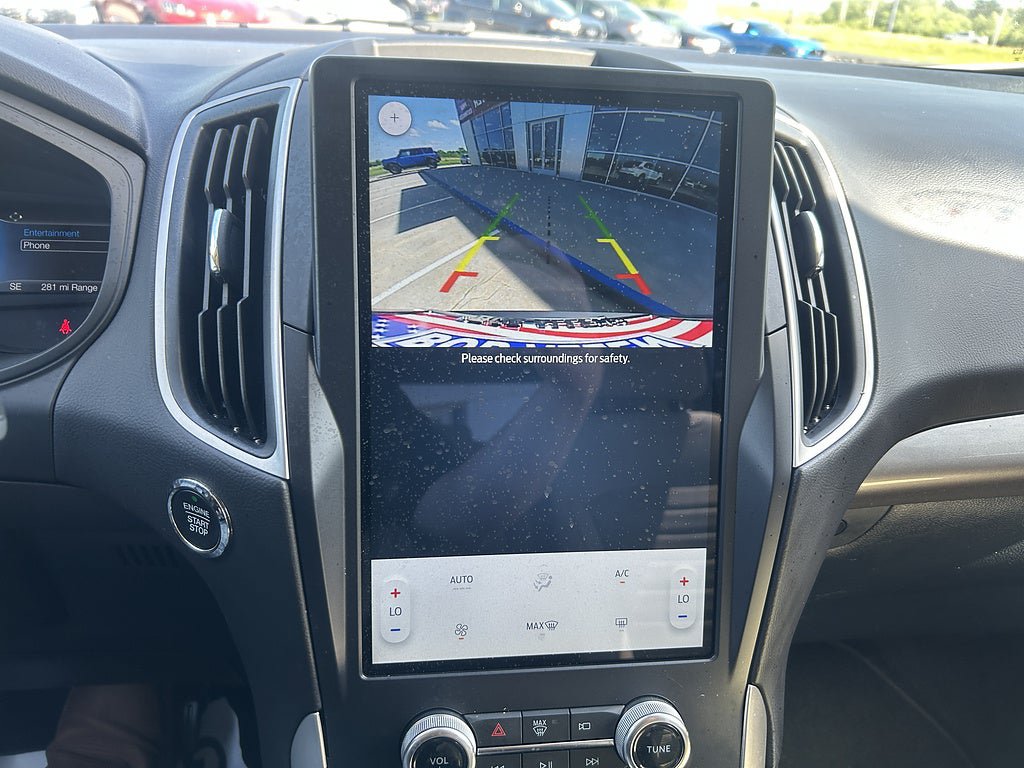 Used 2024 Ford Edge SE AWD/4WD image 13