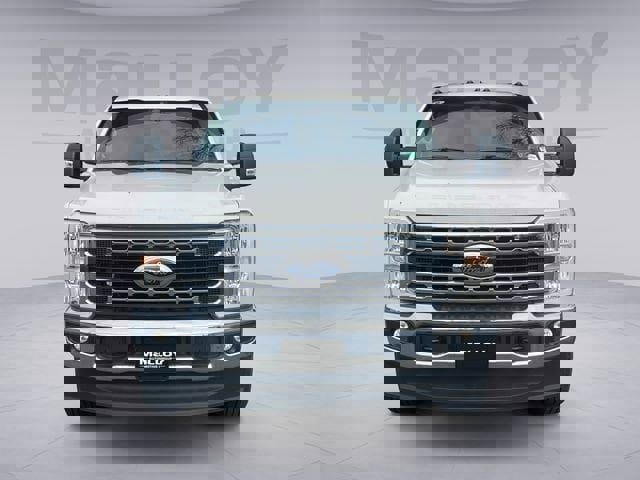 Used 2024 Ford F350 XL w/ Snow Plow Prep Package image 8