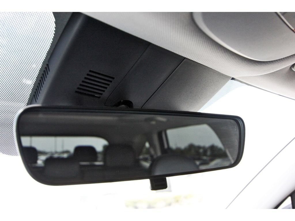 Used 2023 Kia Sorento S w/ Panoramic Sunroof Package FWD image 25