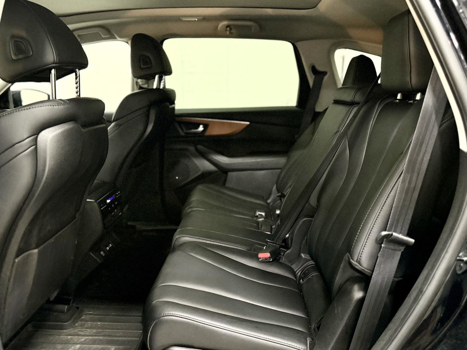 Used 2022 Acura MDX SH-AWD image 15