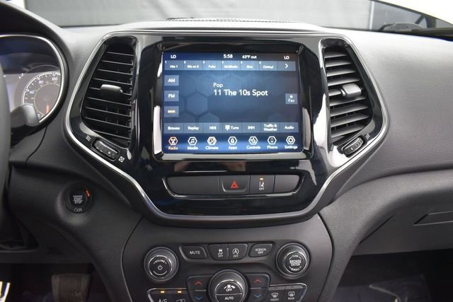 Used 2022 Jeep Cherokee Limited AWD/4WD image 12