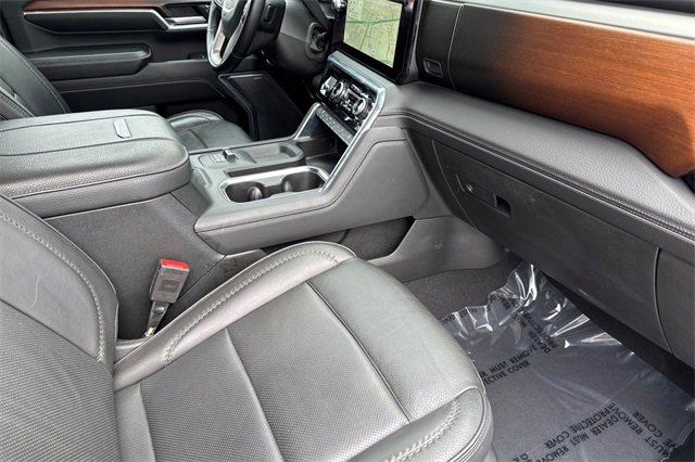 Used 2025 GMC Sierra 3500 Denali image 19