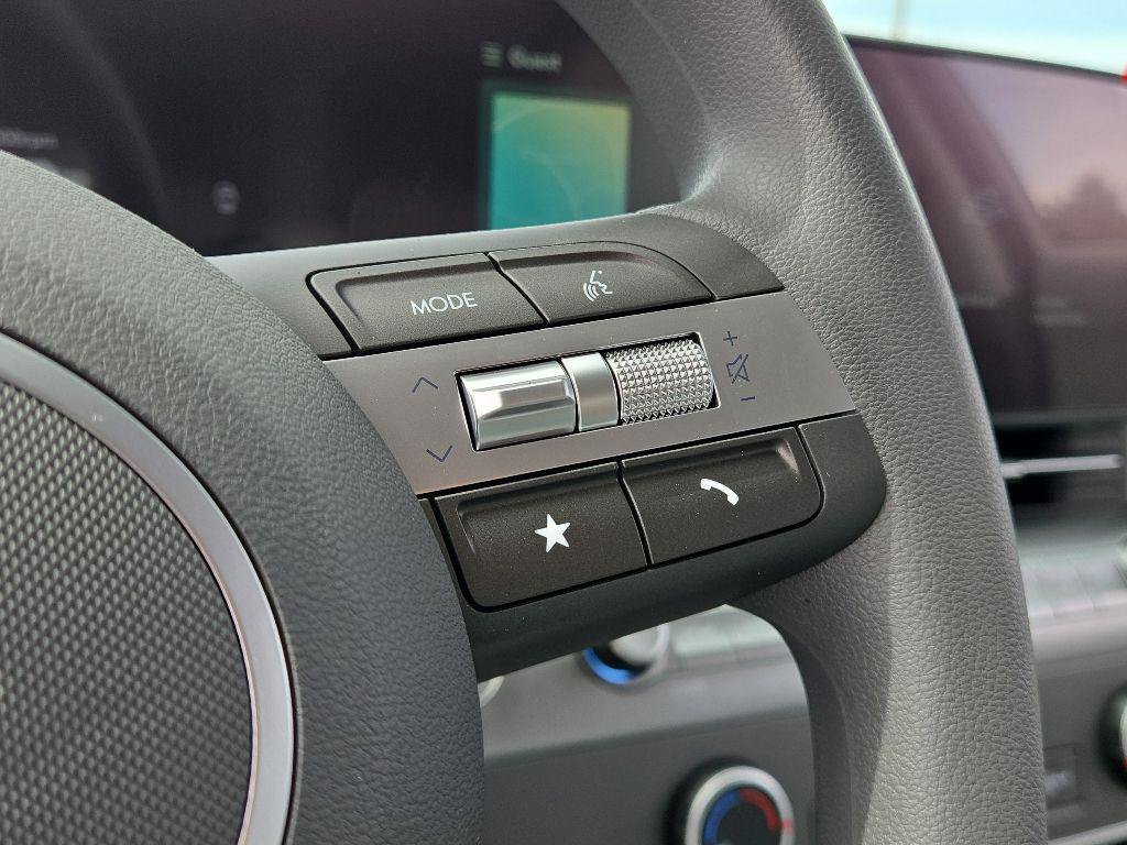 New 2026 Hyundai Kona SE AWD/4WD image 16