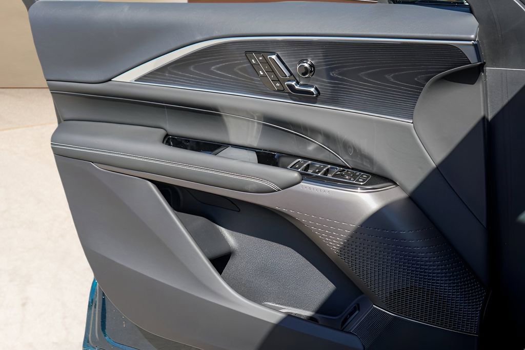 New 2026 Cadillac Lyriq Luxury w/ LPO, Floor Liner Package image 16