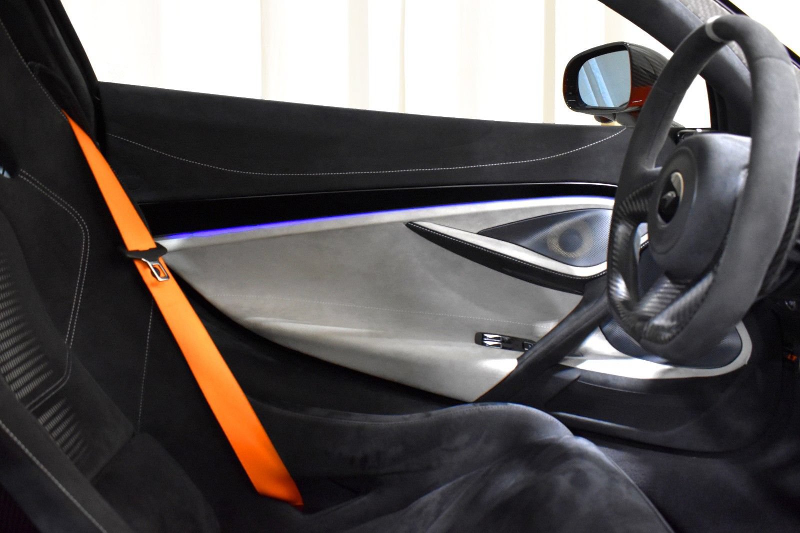 Used 2021 McLaren 765LT RWD image 33