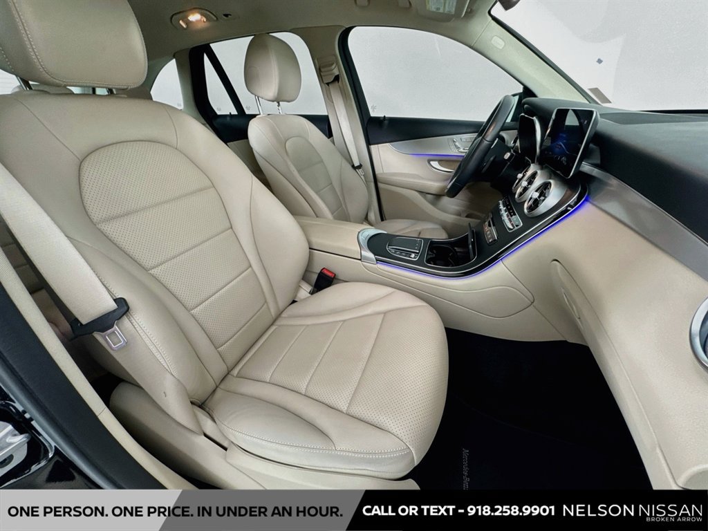 Used 2022 Mercedes-Benz GLC 300 image 27