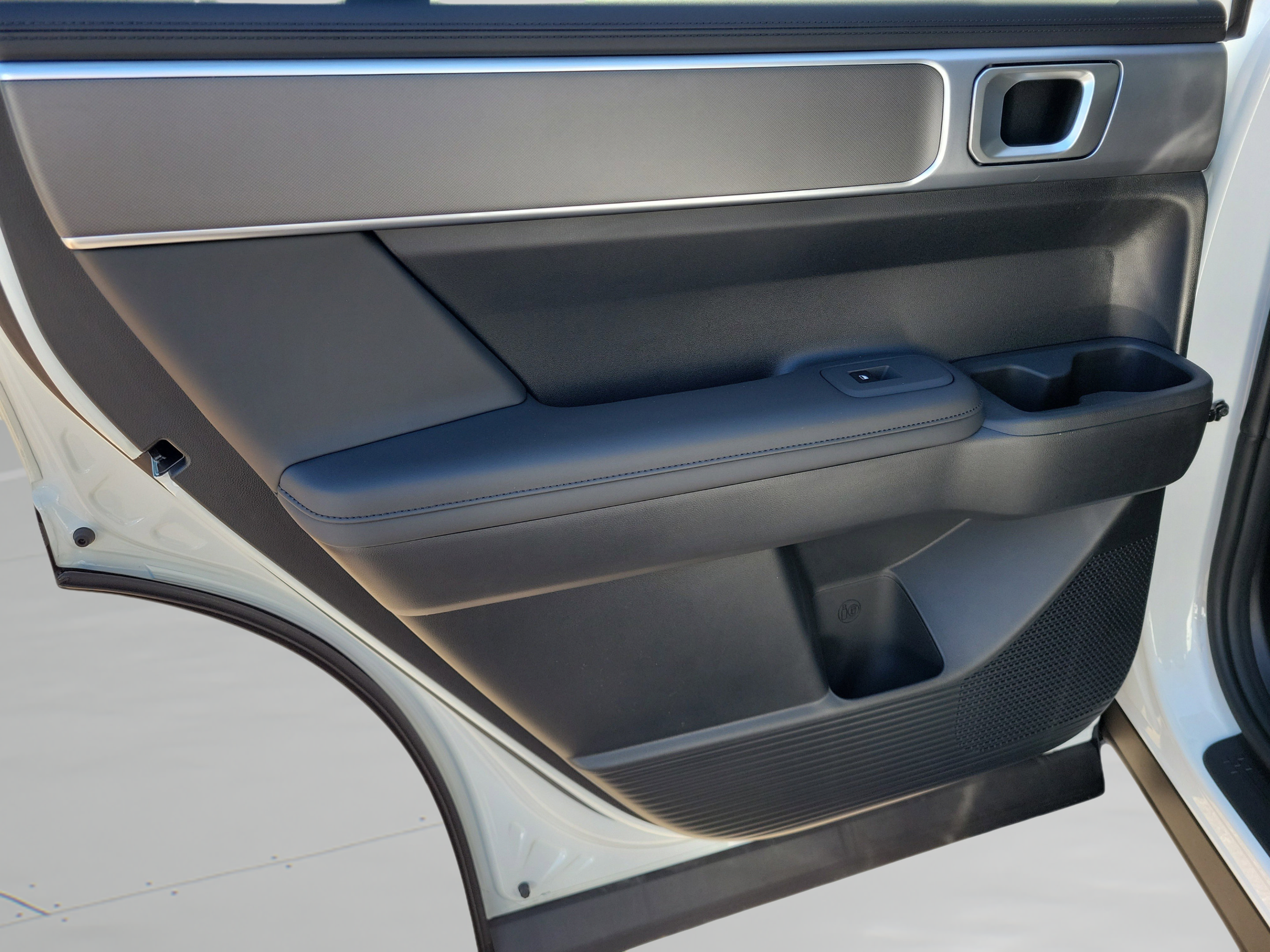 New 2026 Hyundai Santa Fe XRT AWD/4WD image 10