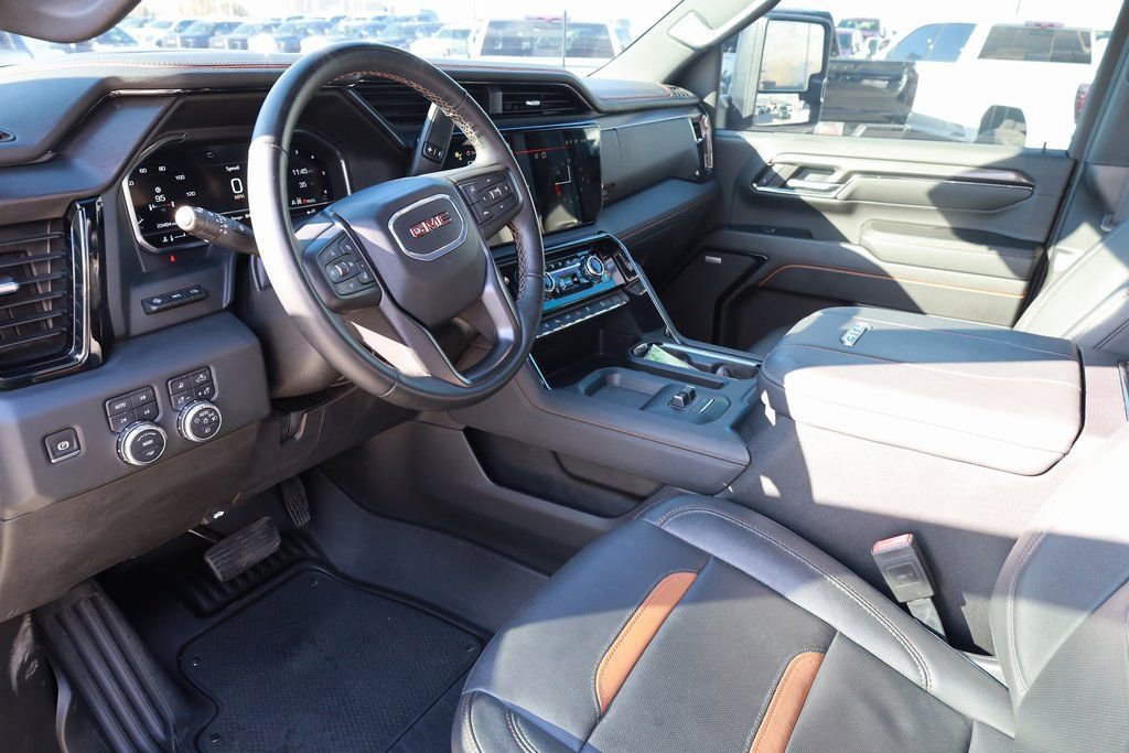 Used 2024 GMC Sierra 3500 AT4 w/ AT4 Premium Plus Package image 12