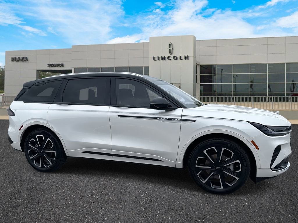 New 2025 Lincoln Nautilus Reserve
