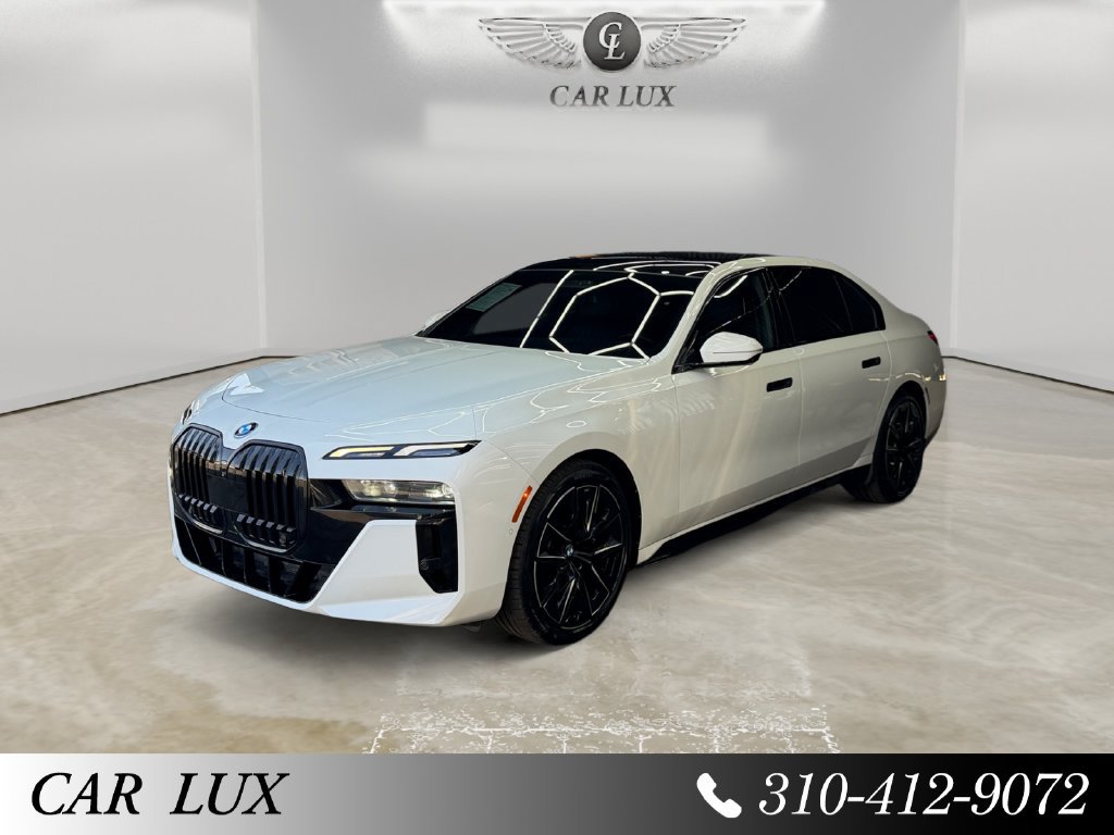 Used 2023 BMW i7 xDrive60 AWD/4WD image 1