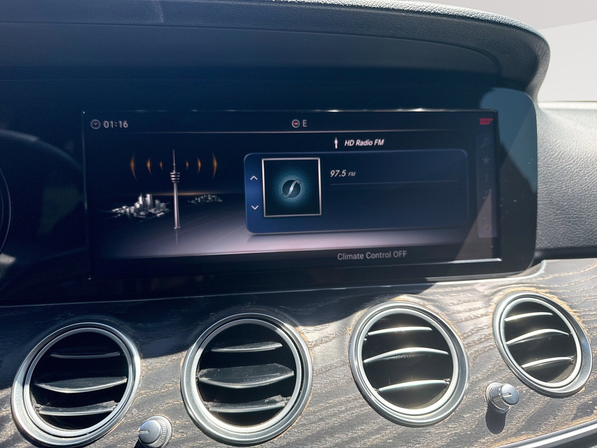 Used 2018 Mercedes-Benz E 300 w/ Premium 1 Package image 12