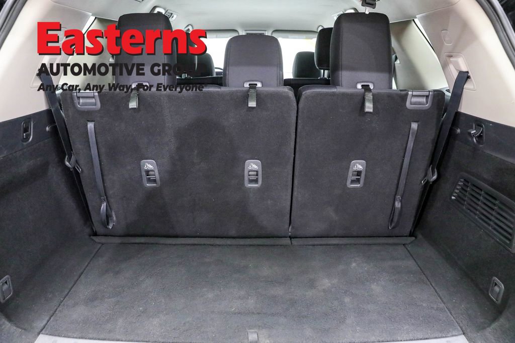 Used 2024 Nissan Pathfinder S image 9