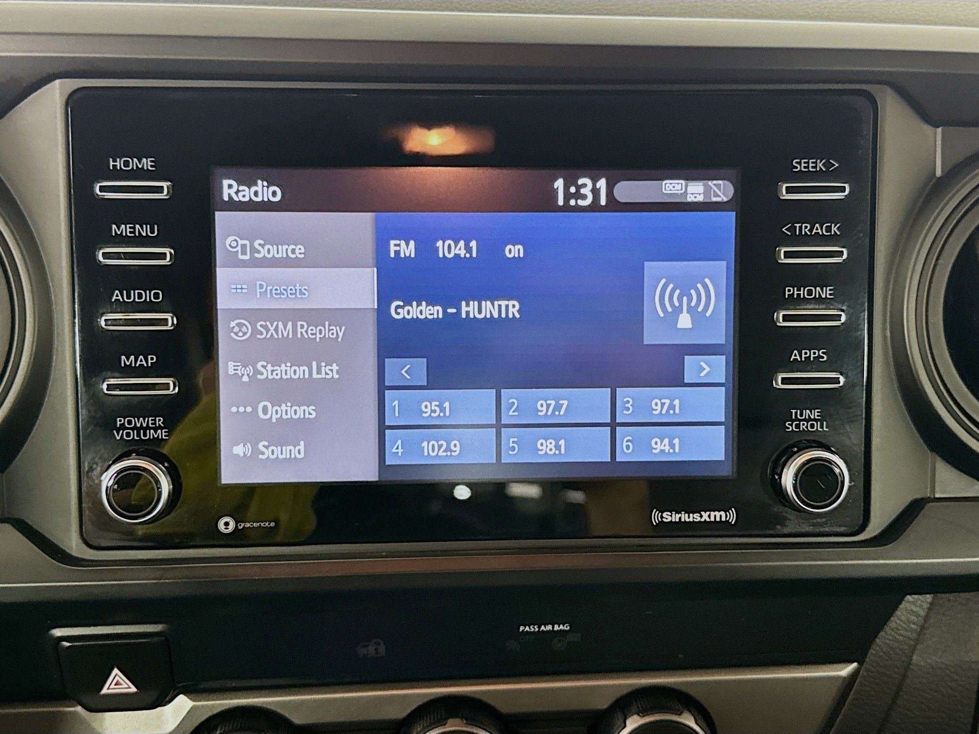 Used 2021 Toyota Tacoma SR w/ SR Convenience Package image 17