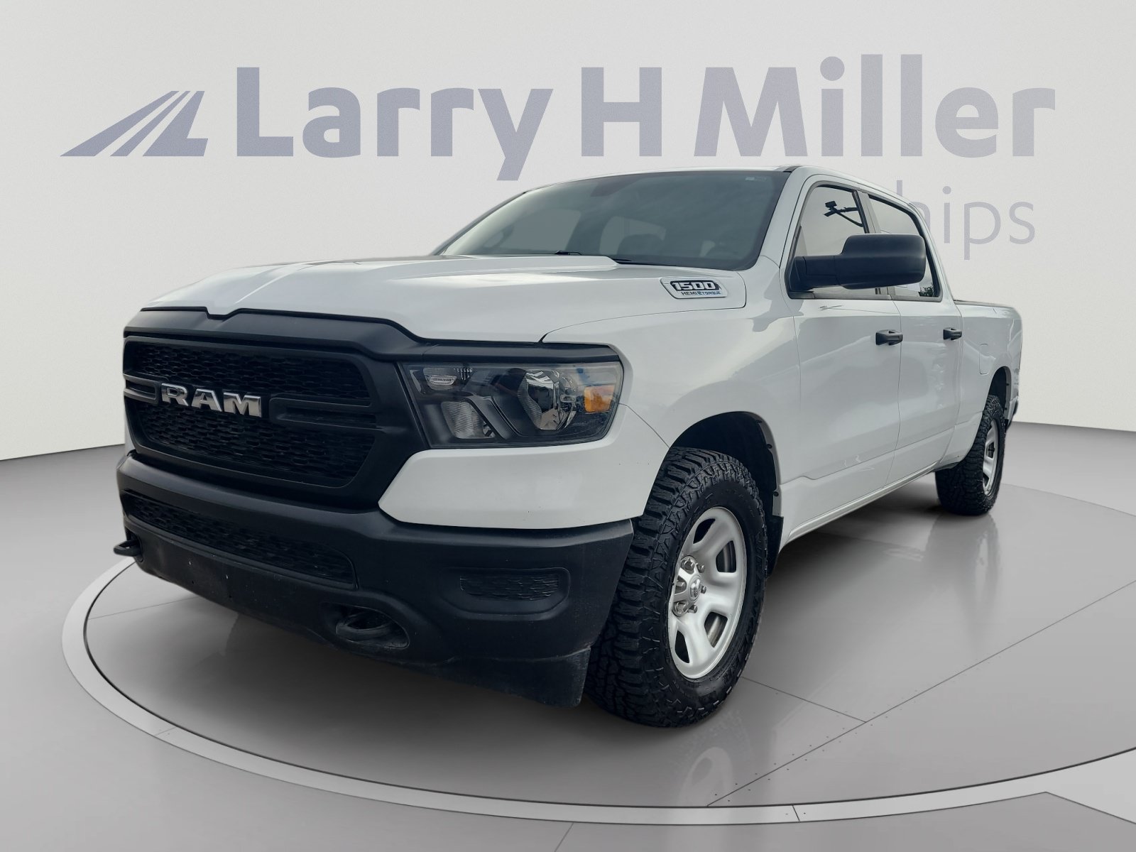 Used 2024 RAM 1500 Tradesman AWD/4WD image 1