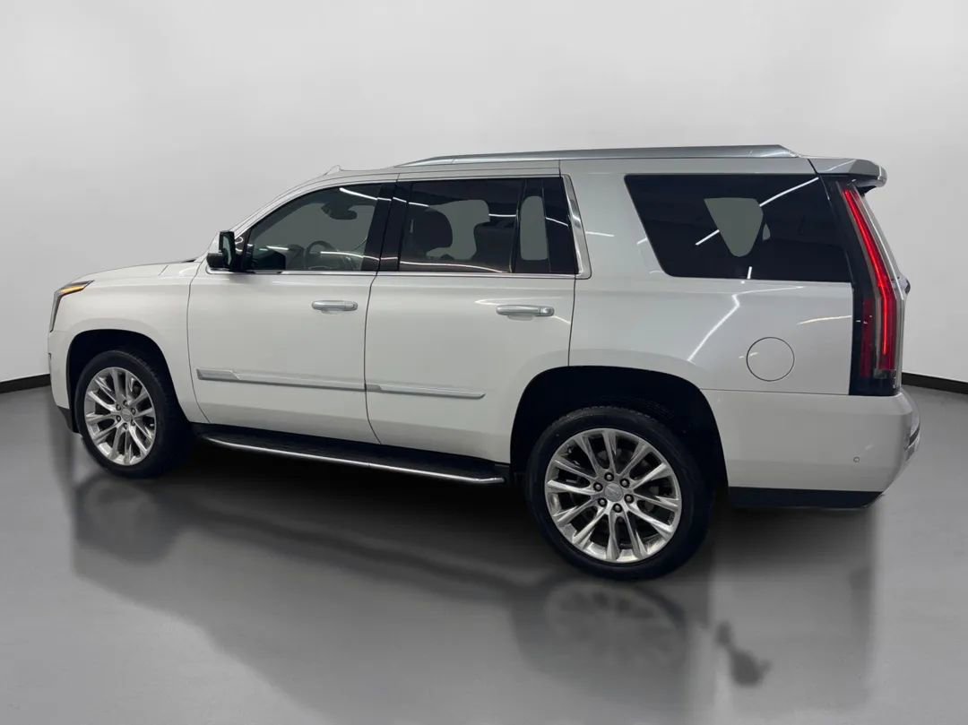 Used 2020 Cadillac Escalade Luxury image 5