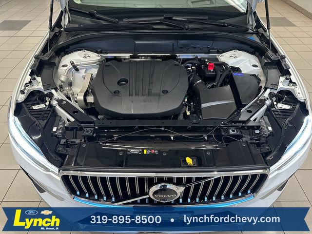 Used 2022 Volvo XC60 B5 Inscription w/ Advanced Package AWD/4WD image 28