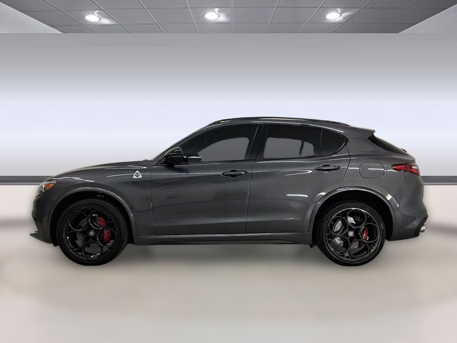 Used 2023 Alfa Romeo Stelvio Quadrifoglio w/ Active Assist Plus Package image 2