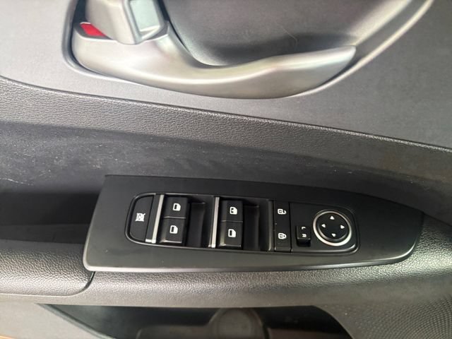Used 2020 Kia Forte LXS FWD image 16