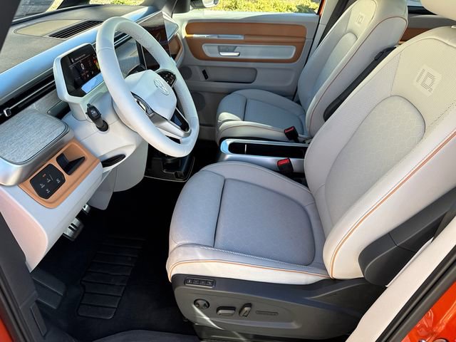 New 2025 Volkswagen ID. Buzz 1st Edition image 36