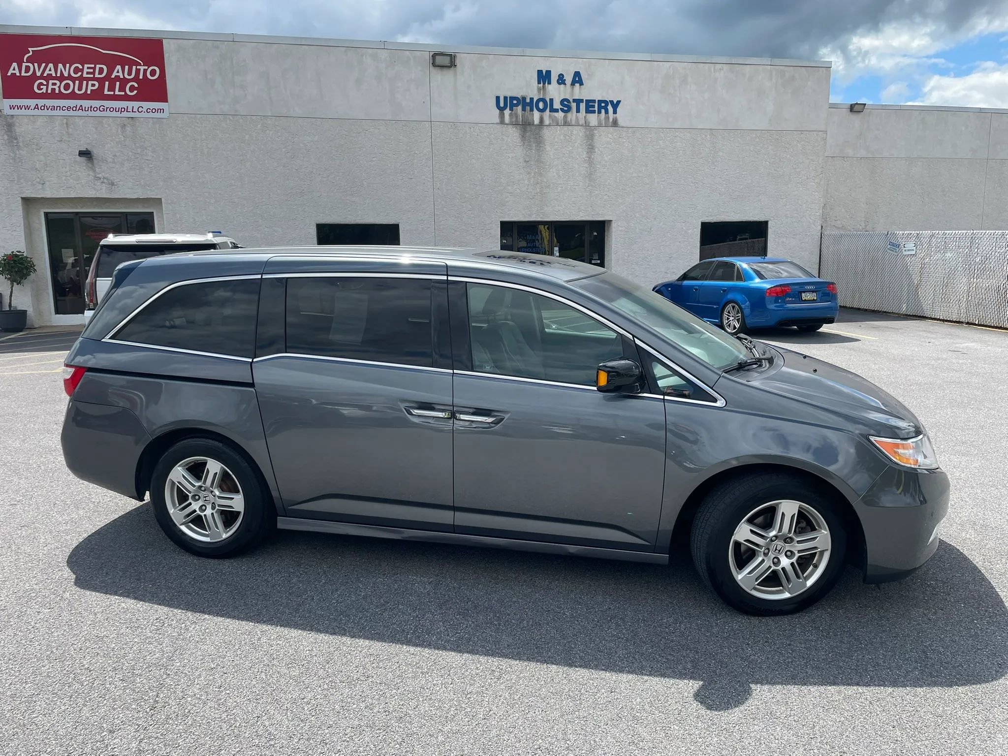 Used 2011 Honda Odyssey Touring image 16
