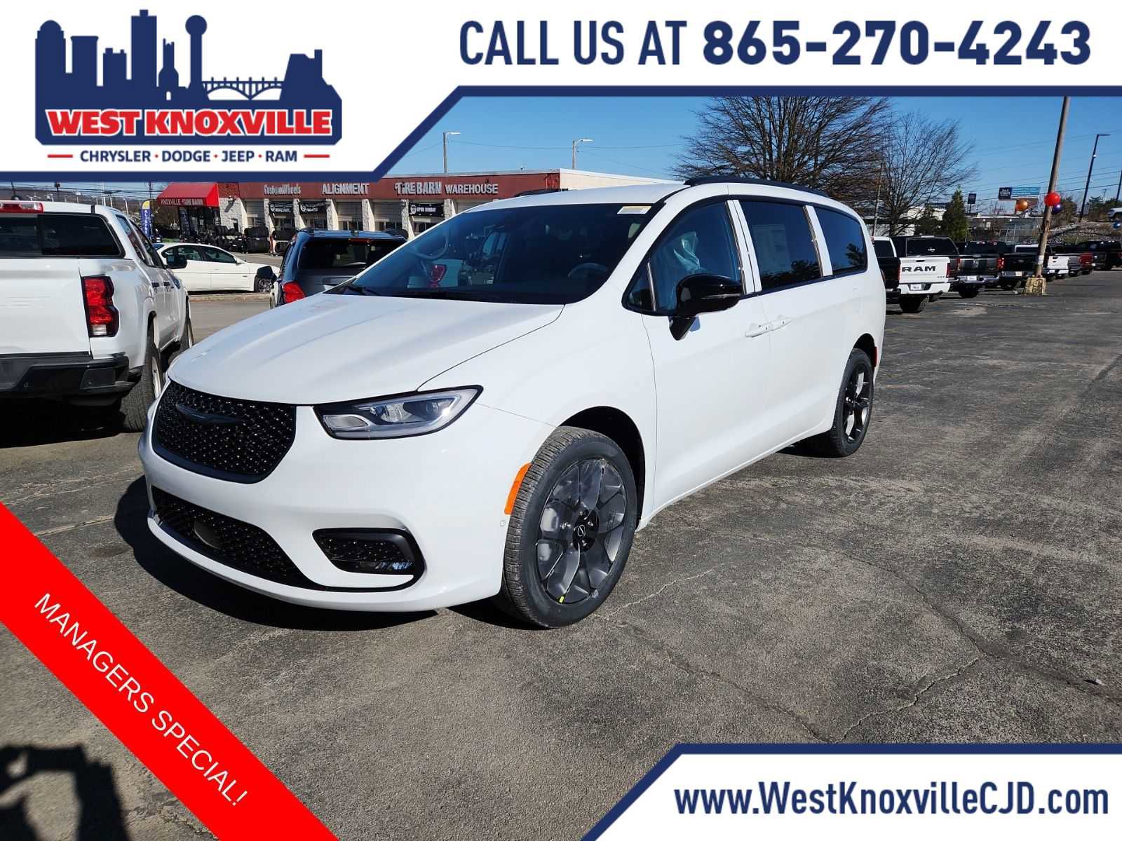 New 2026 Chrysler Pacifica Select