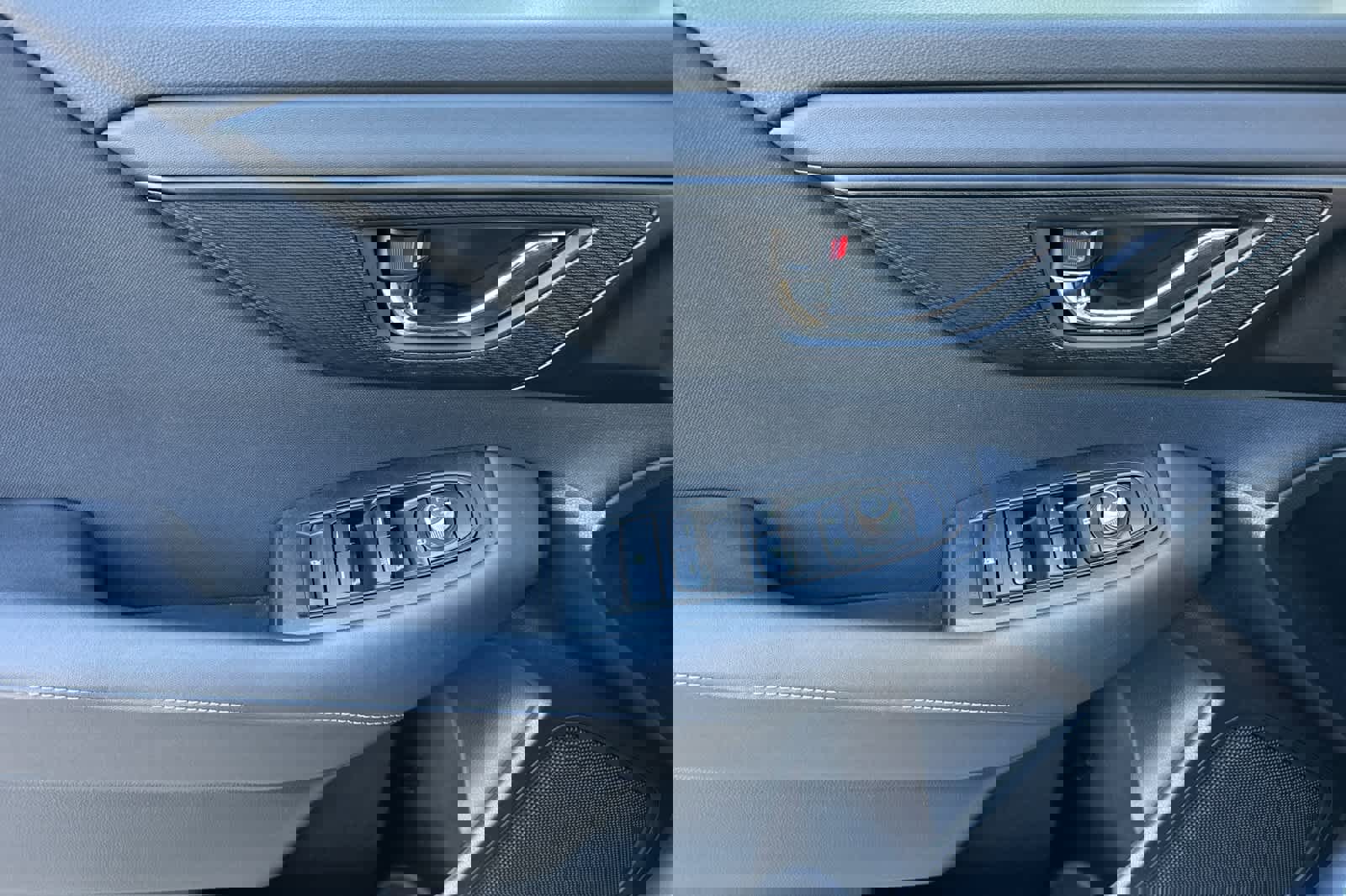 Certified 2025 Subaru Outback Premium w/ Popular Package #1 image 10