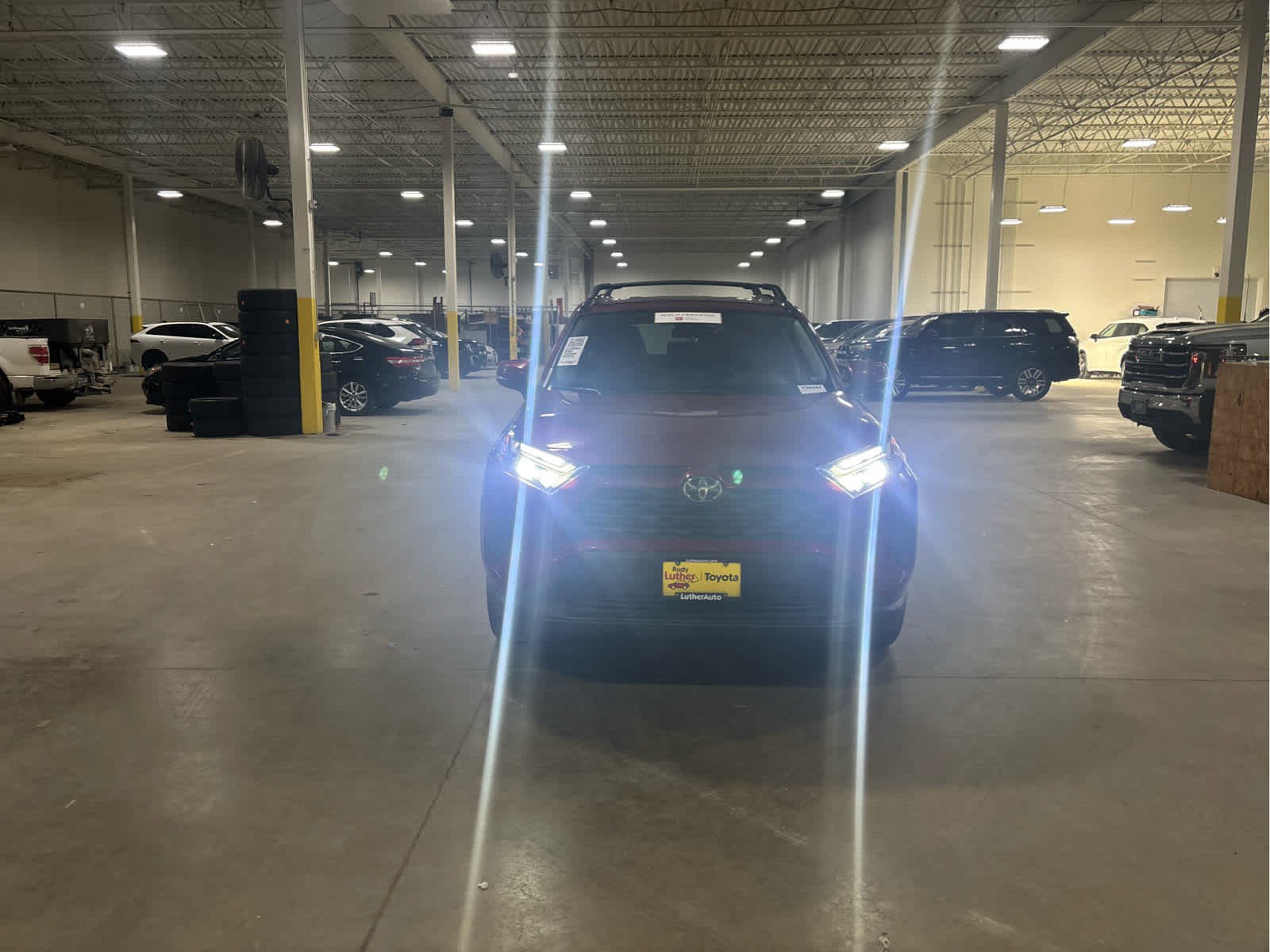 Used 2025 Toyota RAV4 XLE w/ Convenience Package AWD/4WD image 2