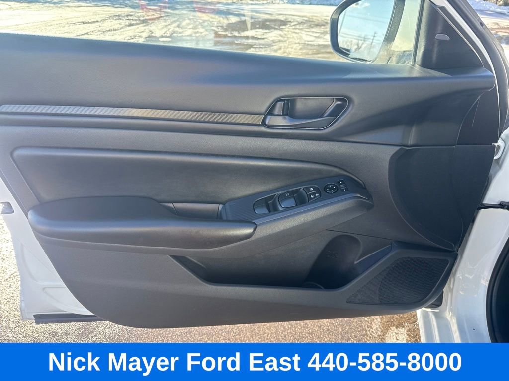Used 2023 Nissan Altima 2.5 S image 15