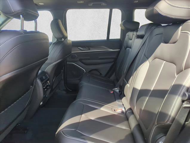 New 2026 Jeep Grand Cherokee Limited w/ Limited Altitude Package RWD image 12