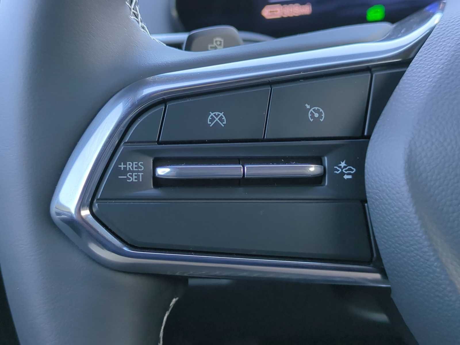 New 2026 Chevrolet Equinox EV LT AWD/4WD image 15