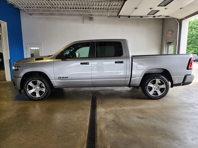Used 2025 RAM 1500 Tradesman AWD/4WD image 1