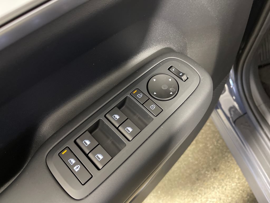 New 2026 Hyundai Santa Fe SE AWD/4WD image 18