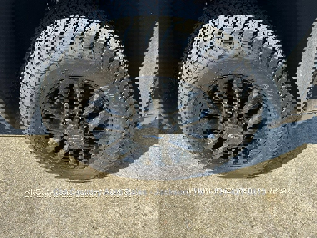 Used 2025 Chevrolet Silverado 2500 High Country w/ Midnight Edition image 19