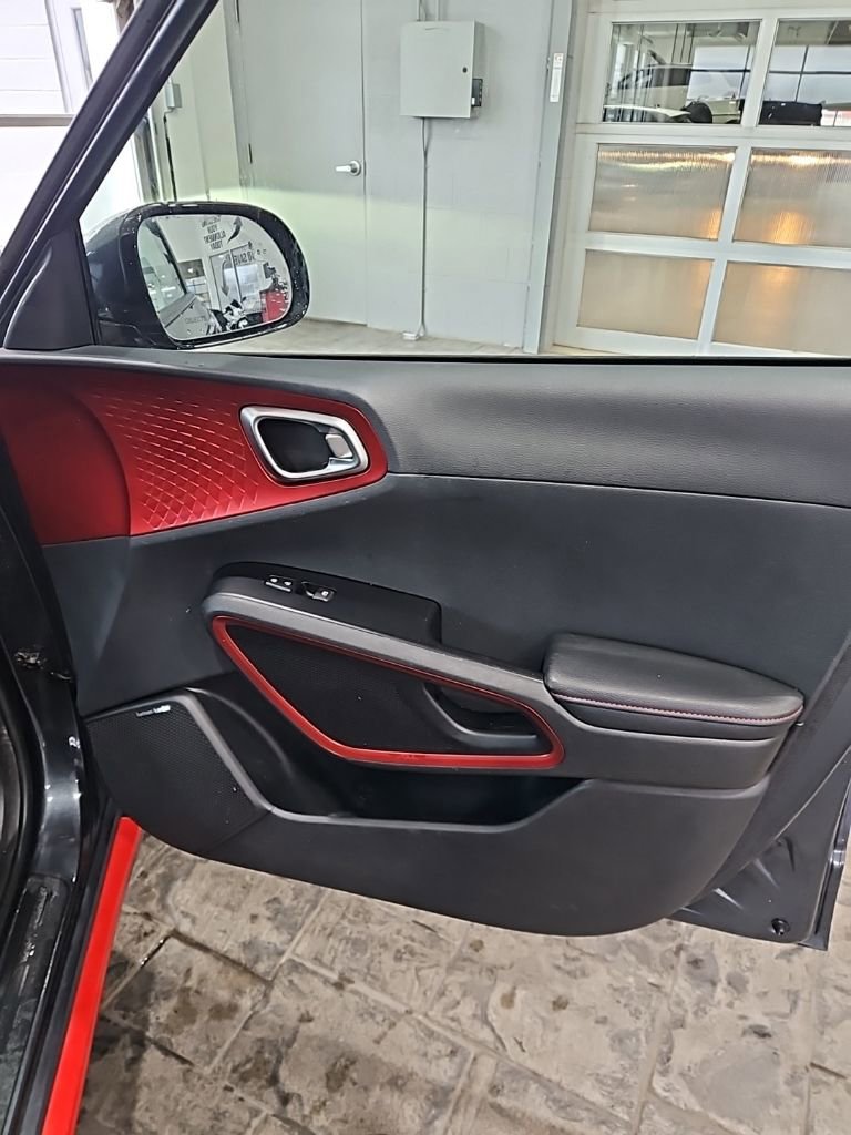 Used 2020 Kia Soul GT-Line Turbo image 11