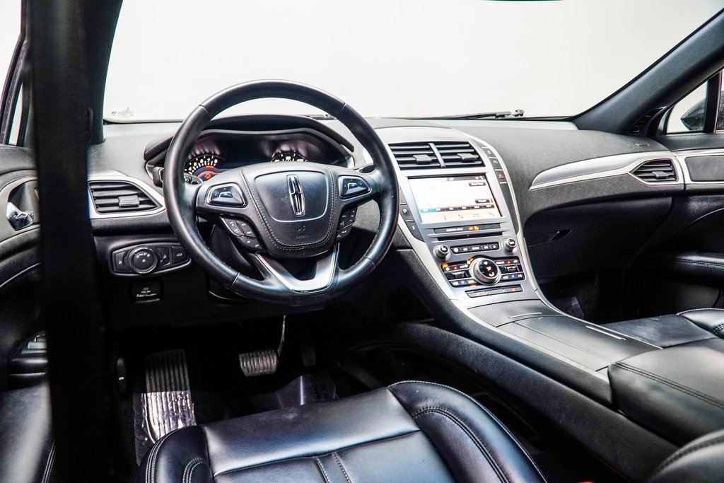 Used 2017 Lincoln MKZ Premiere image 5