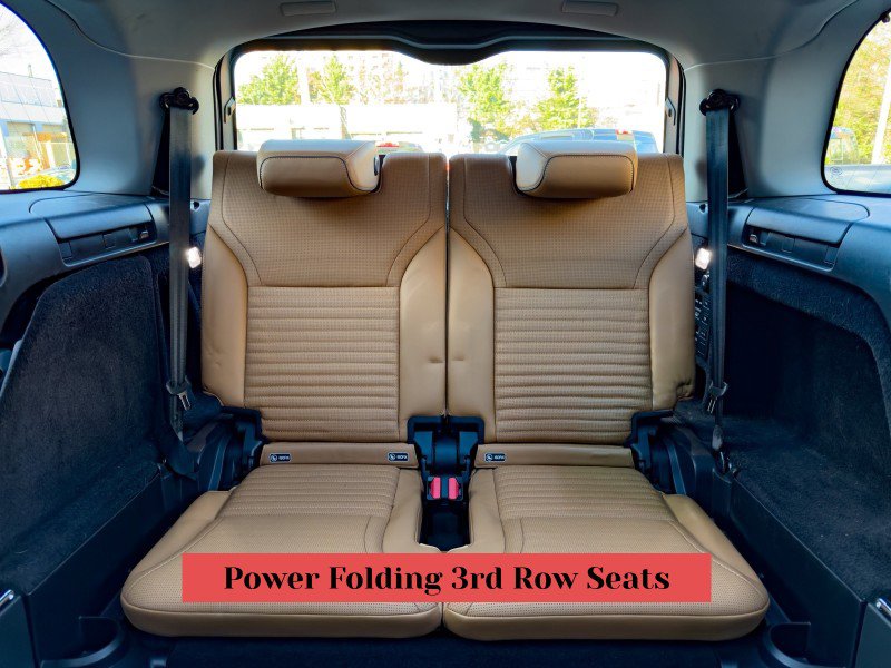 Used 2018 Land Rover Discovery HSE image 40