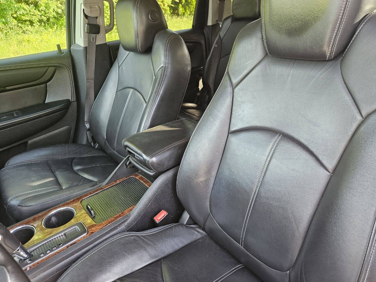 Used 2013 Chevrolet Traverse LT AWD/4WD image 12