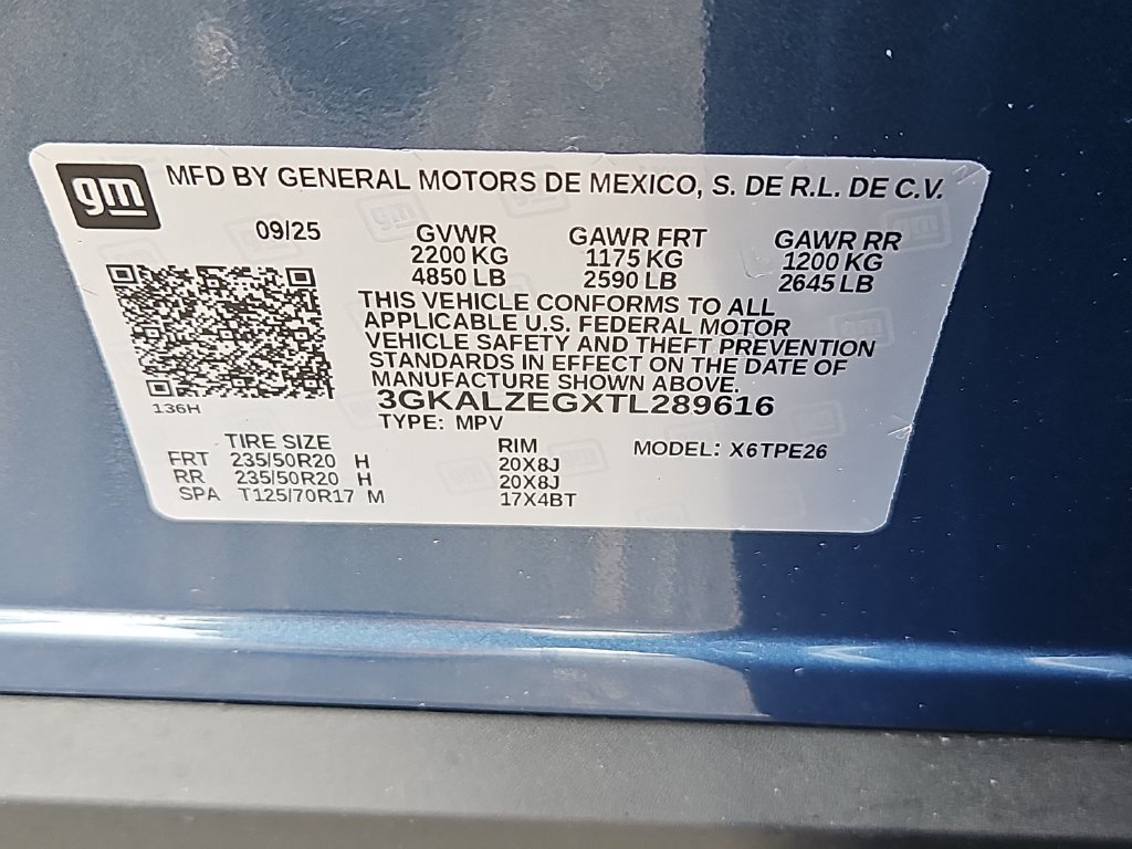 Used 2026 GMC Terrain Denali w/ LPO, Black Badging Package AWD/4WD image 14