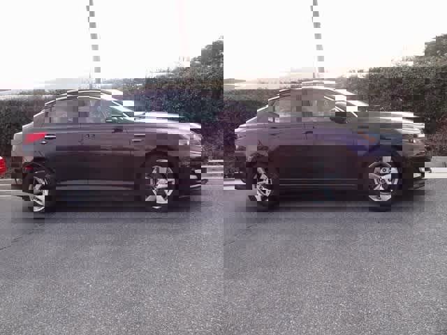 Used 2015 Kia Optima LX image 5