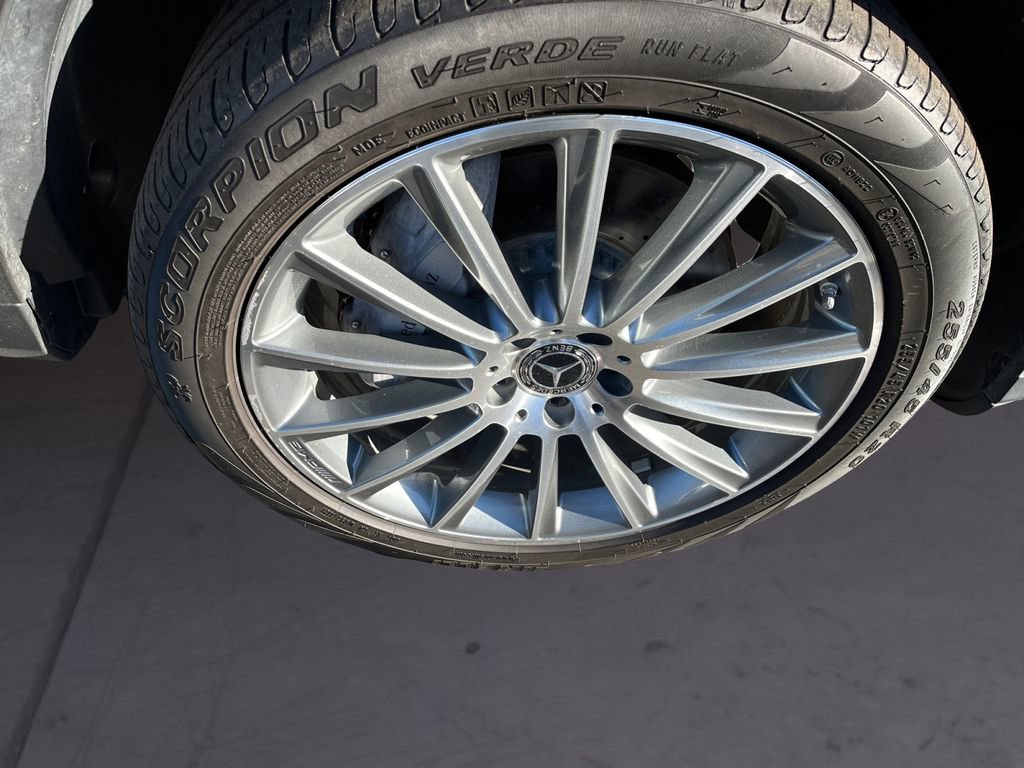 Certified 2022 Mercedes-Benz GLC 300 4MATIC w/ AMG Line image 14