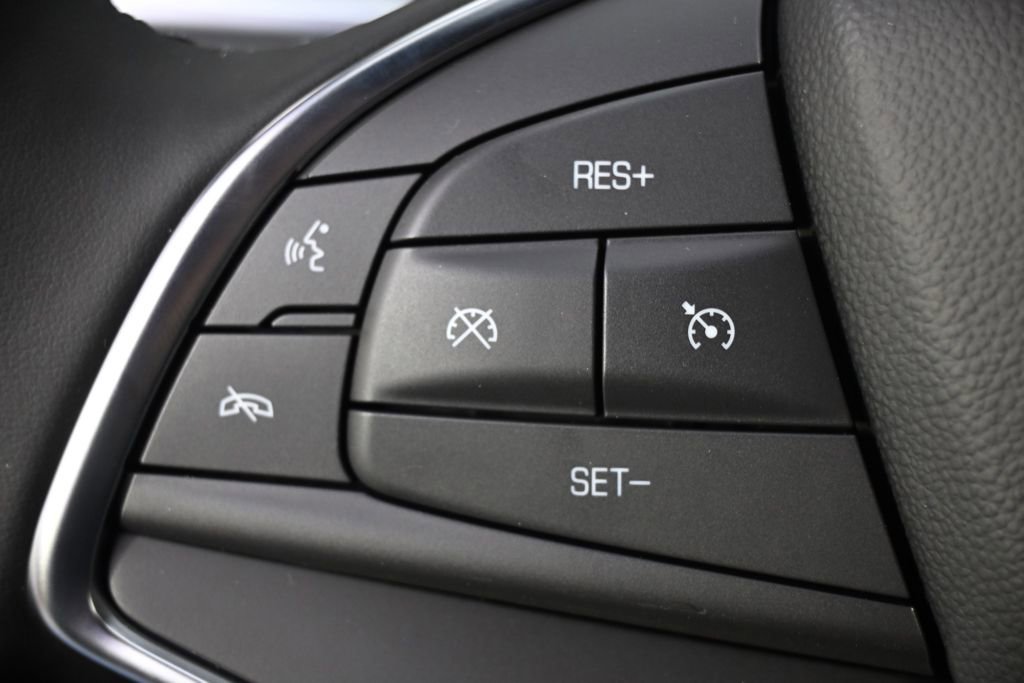 New 2026 Cadillac XT5 Luxury w/ LPO, Floor Liner Package AWD/4WD image 32