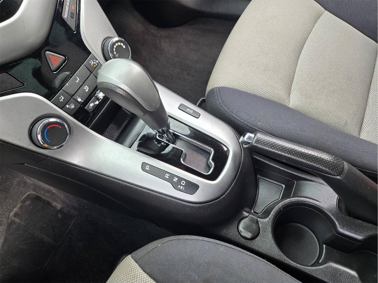 Used 2016 Chevrolet Cruze LS FWD image 17