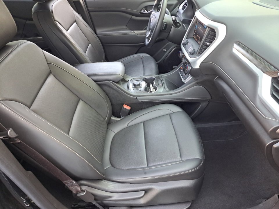 Certified 2023 GMC Acadia SLT w/ Elevation Edition FWD image 14