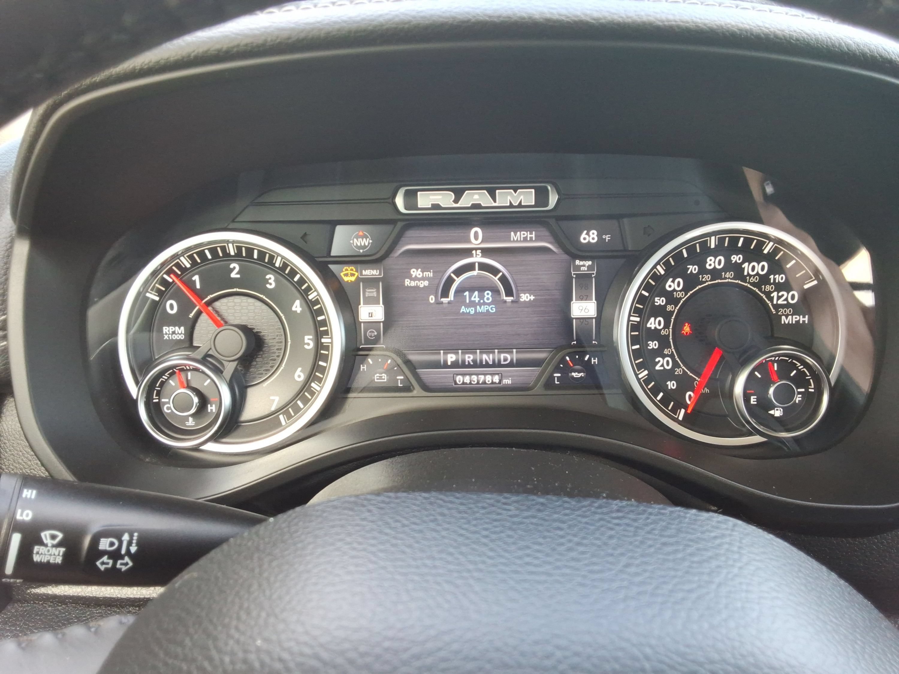 Used 2022 RAM 1500 Laramie AWD/4WD image 14