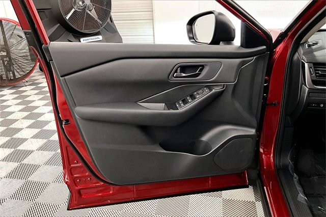 New 2026 Nissan Rogue S image 26