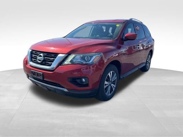Used 2017 Nissan Pathfinder SV image 3