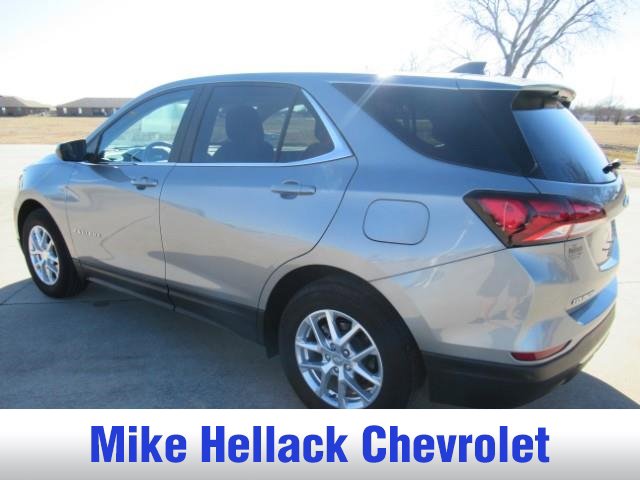 Used 2024 Chevrolet Equinox LT w/ LPO, Floor Liner Package FWD image 3