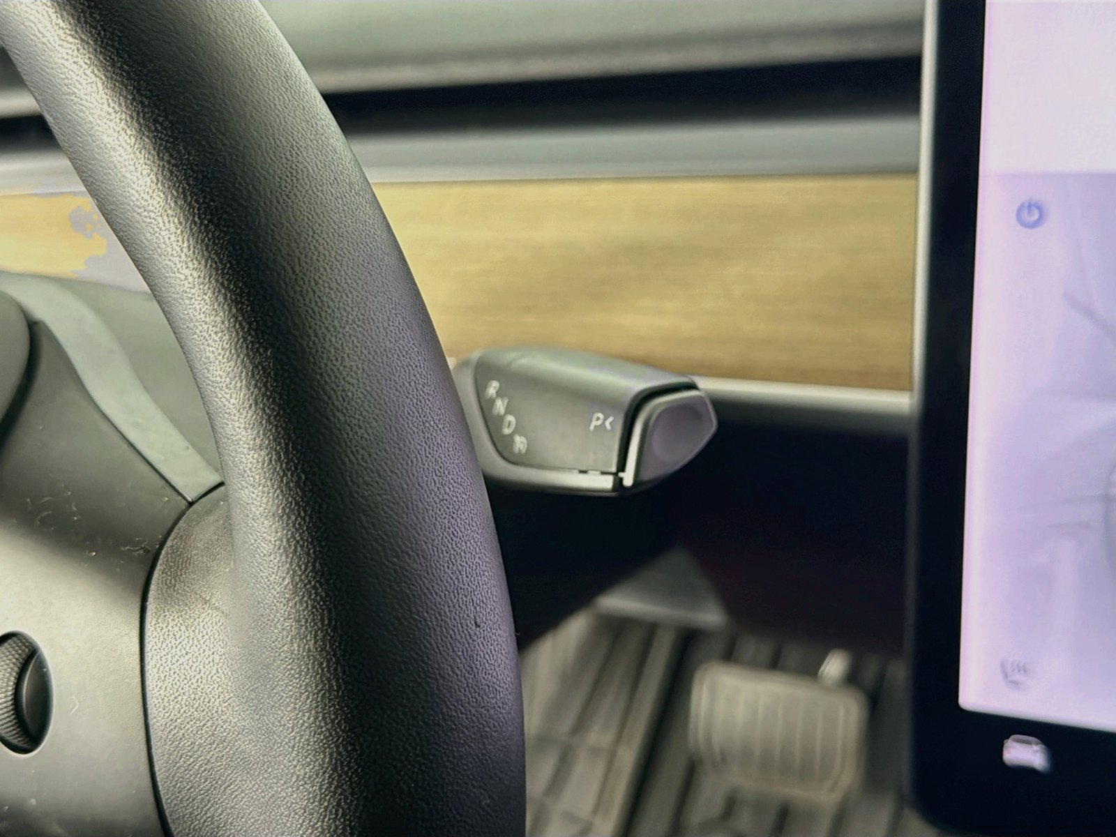 Used 2019 Tesla Model 3 Standard Range RWD image 16