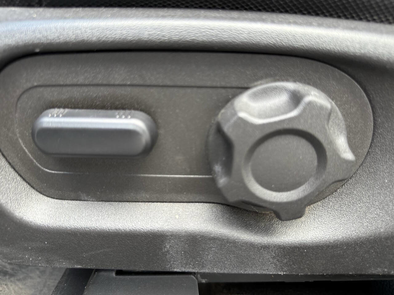 Used 2015 Ford Taurus Police Interceptor AWD image 11