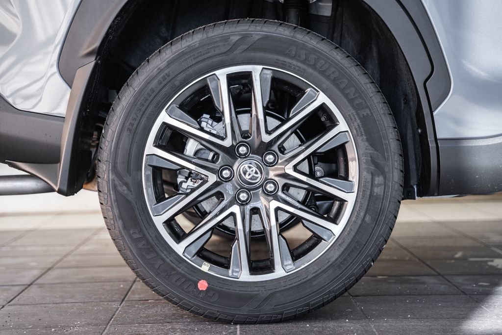 New 2026 Toyota Corolla Cross XLE image 19